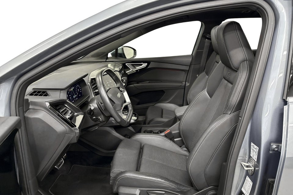 Audi Q4 e-tron 40 Attitude 5d