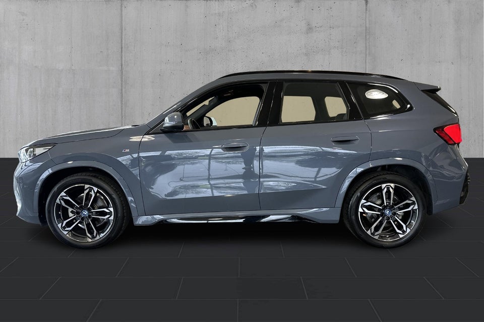 BMW iX1 eDrive20 M-Sport 5d