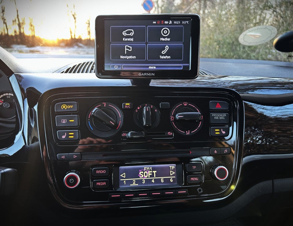 VW Up! 1,0 60 High Up! BMT 5d