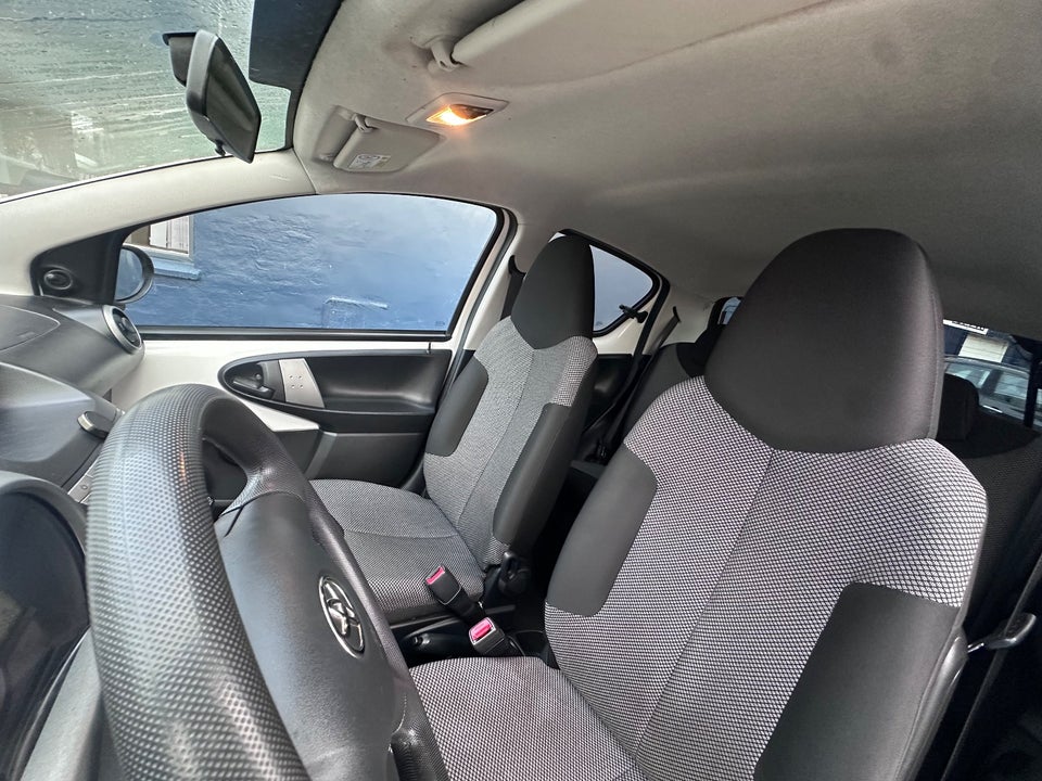 Toyota Aygo 1,0 VVT-i T1 5d