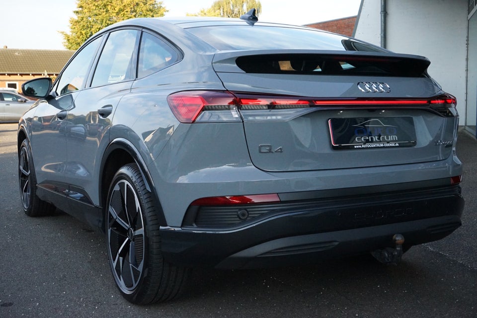 Audi Q4 e-tron 50 S-line Sportback quattro 5d