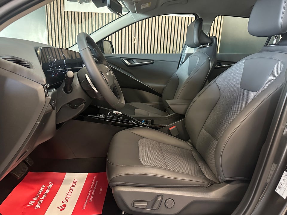 Kia Niro 64 EV Premium 5d