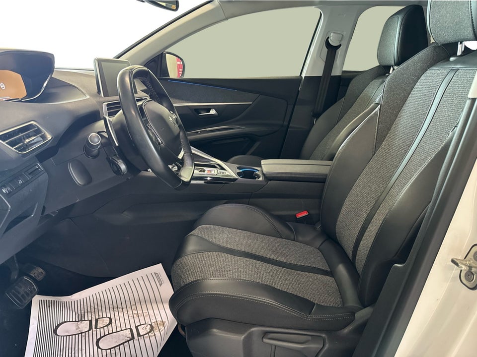 Peugeot 3008 1,5 BlueHDi 130 Allure EAT8 5d