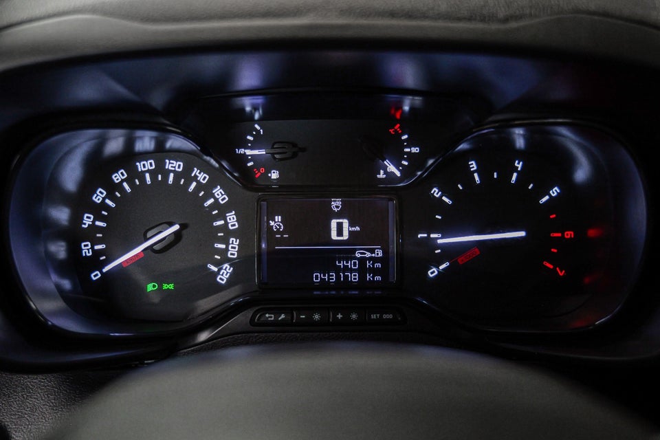 Toyota ProAce City 1,5 D 102 Medium Comfort 4d