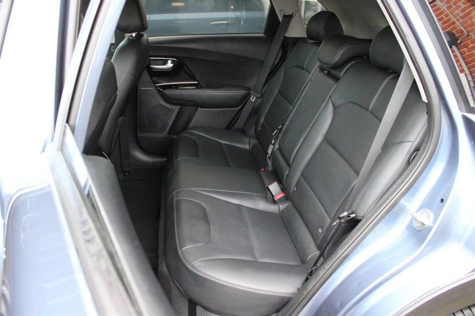 Kia Niro 1,6 PHEV Advance DCT 5d