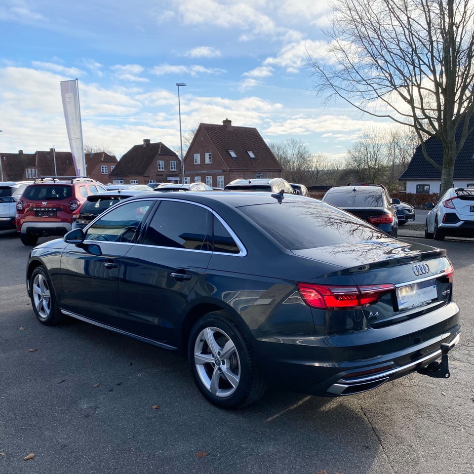 Audi A4 35 TDi Prestige S-tr. 4d