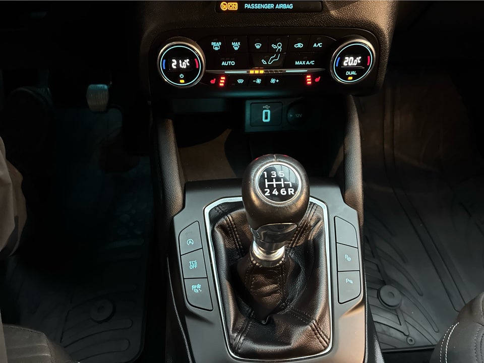 Ford Focus 1,0 EcoBoost Titanium stc. 5d