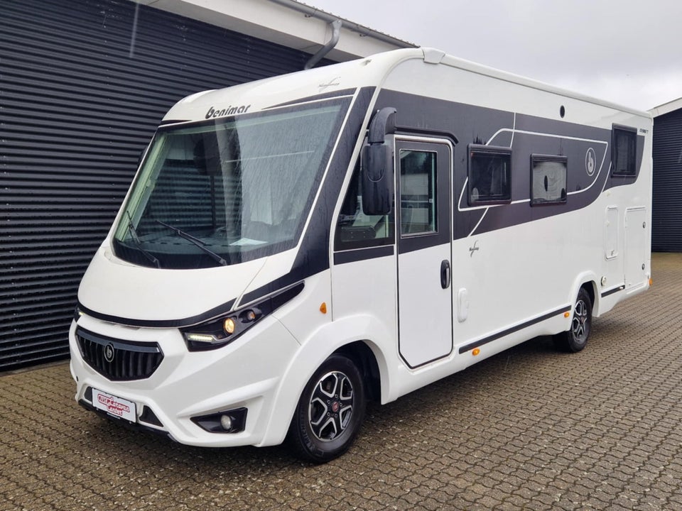 Benimar Amphitryon 2,2 967 aut. 3d