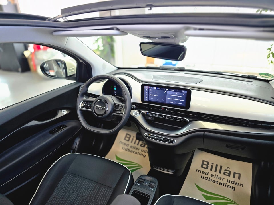 Fiat 500e 42 Icon Cabrio 2d