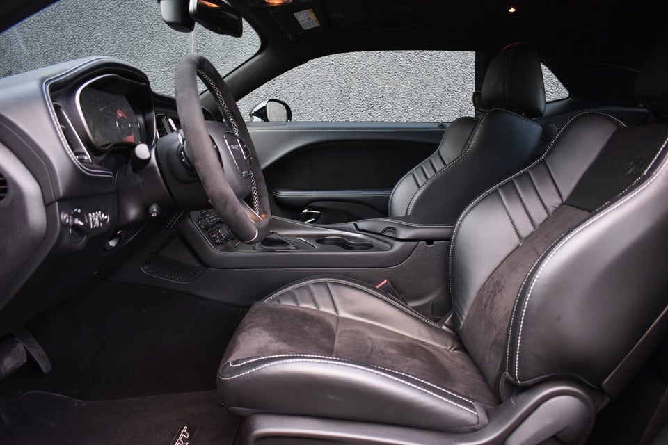 Dodge Challenger 6,2 SRT Hellcat Black Ghost Edition aut. 2d