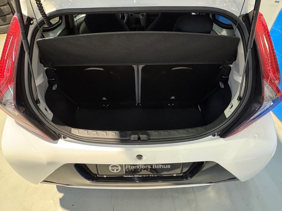 Toyota Aygo 1,0 VVT-i x-sky 5d