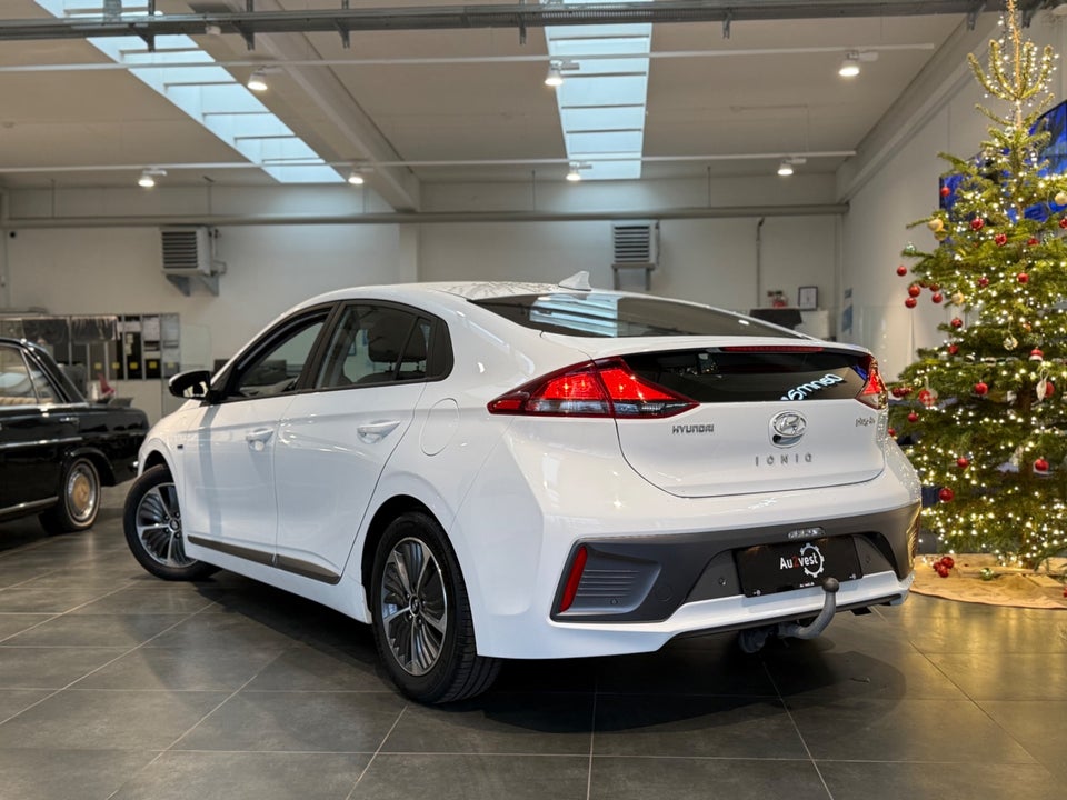Hyundai Ioniq 1,6 HEV Trend DCT 5d