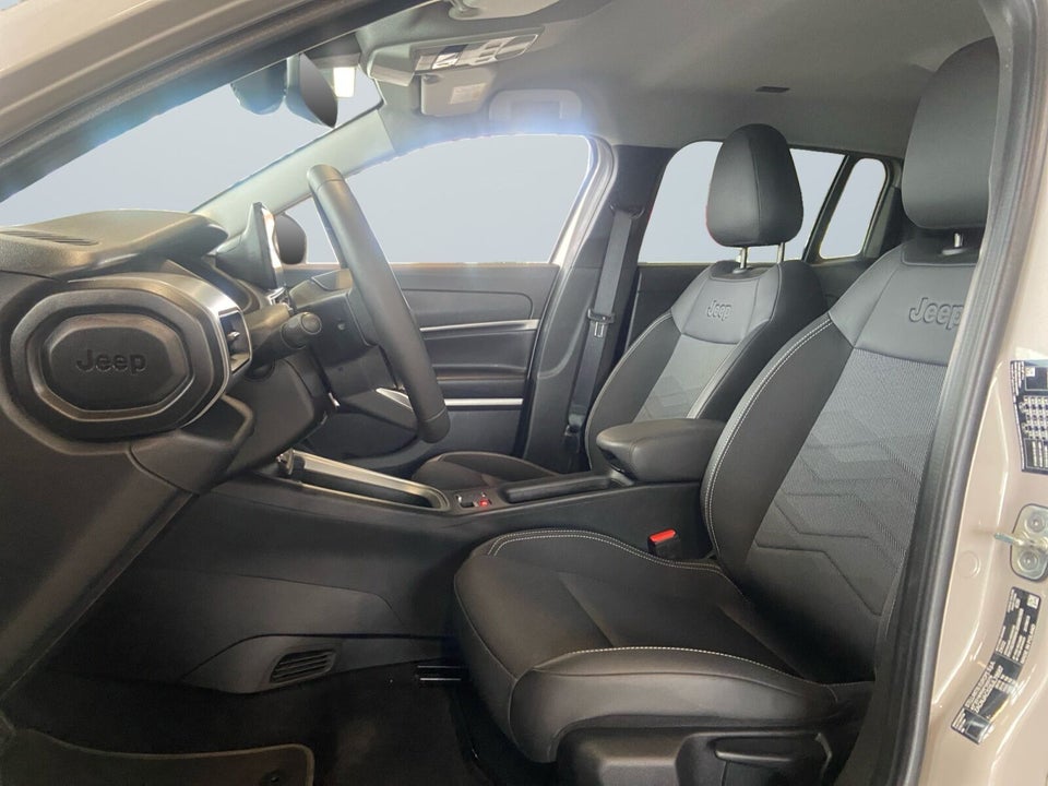 Jeep Avenger 54 Summit 5d