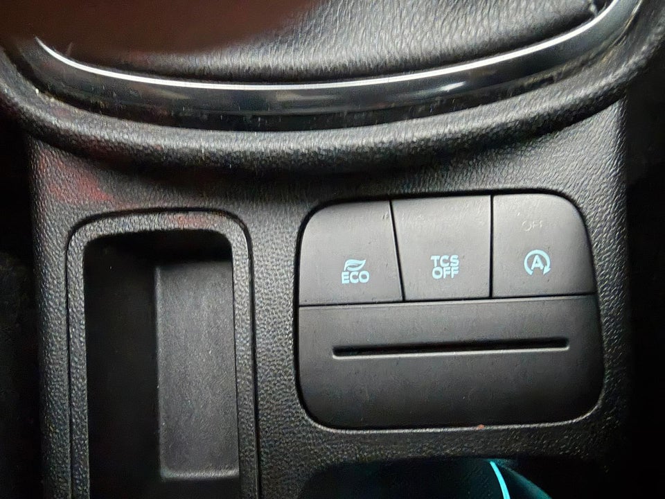 Ford Fiesta 1,1 Titanium 5d