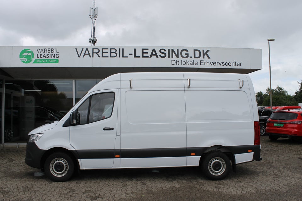 Mercedes Sprinter 316 2,2 CDi A2 Kassevogn aut. RWD