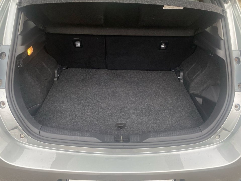 Toyota Auris 1,8 Hybrid Prestige CVT 5d