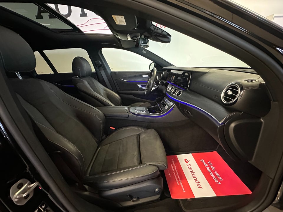 Mercedes E300 de 2,0 AMG Line stc. aut. 4Matic 5d