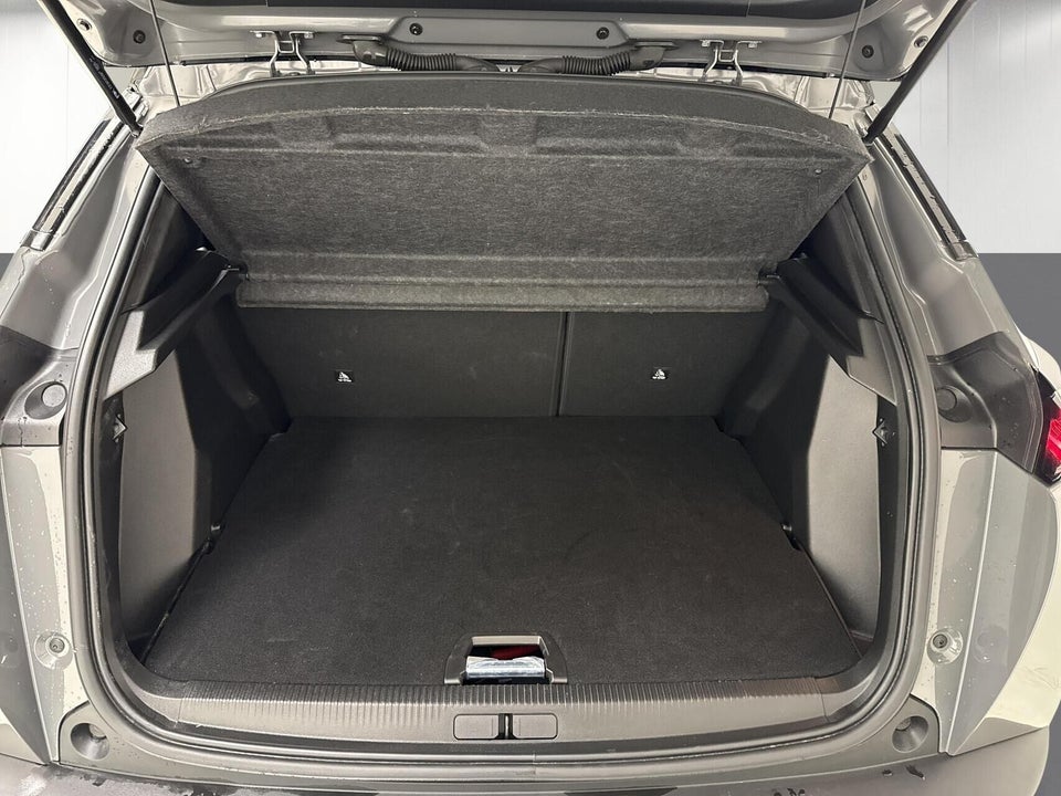 Peugeot e-2008 50 GT 5d