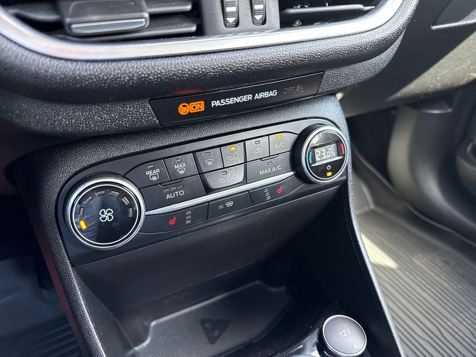 Ford Fiesta 1,0 EcoBoost Titanium 5d