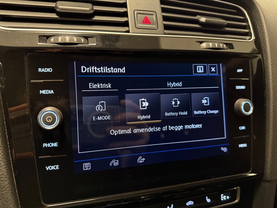 VW Golf VII 1,4 GTE DSG 5d