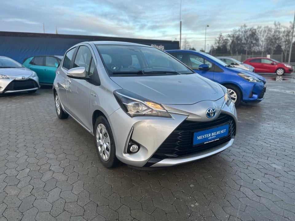 Toyota Yaris 1,5 Hybrid H2 Limited e-CVT 5d