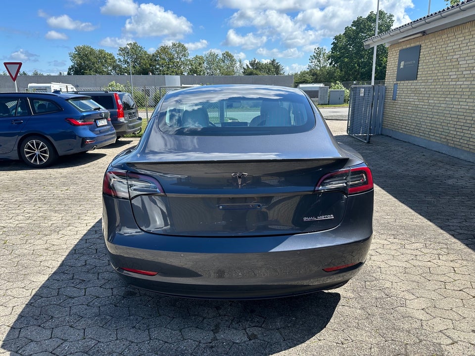 Tesla Model 3 Performance AWD 4d