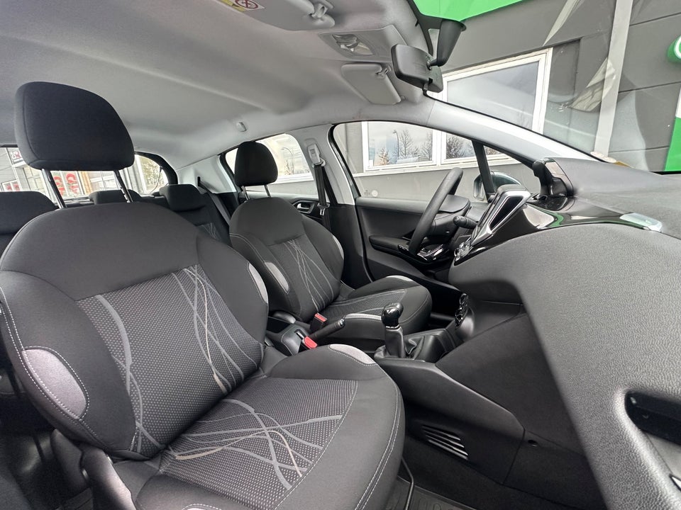 Peugeot 208 1,0 VTi 68 Active 5d