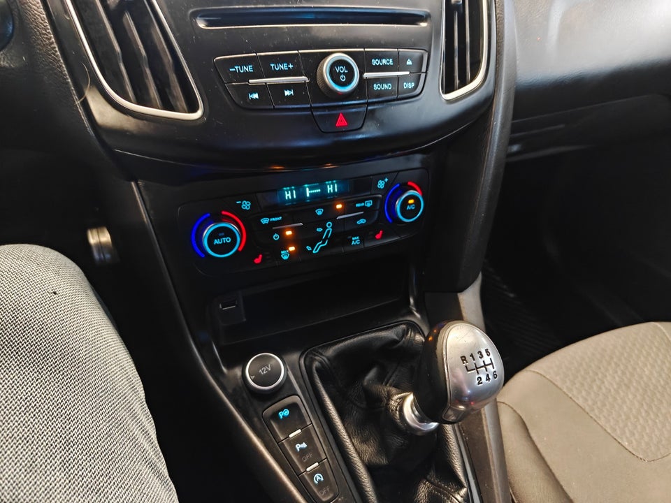 Ford Focus 1,0 SCTi 125 Titanium stc. 5d