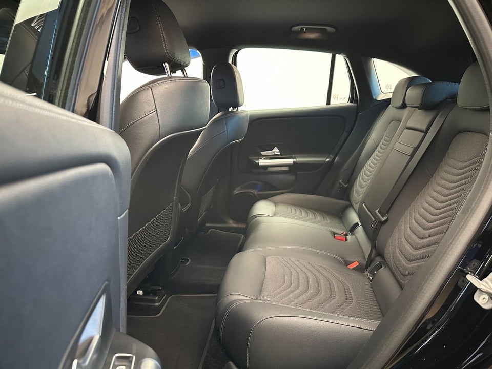 Mercedes EQA250+ Progressive 5d