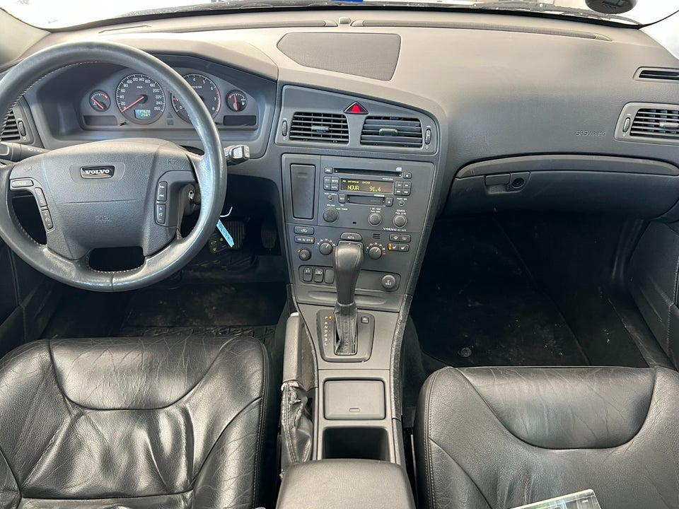 Volvo V70 2,4 140 aut. 5d