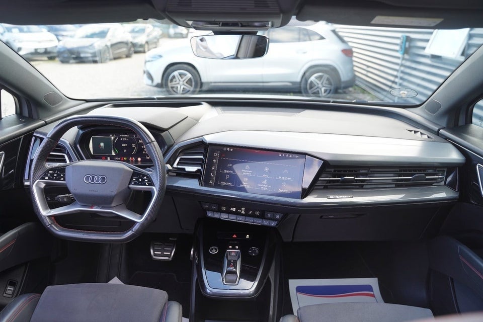 Audi Q4 e-tron 40 Attitude S-line 5d
