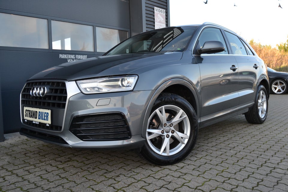 Audi Q3 1,4 TFSi 150 Limited S-tr. 5d