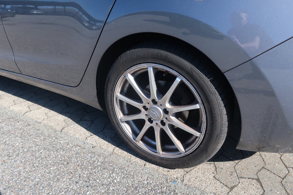 Hyundai i30 1,6 CRDi 110 Premium CW 5d