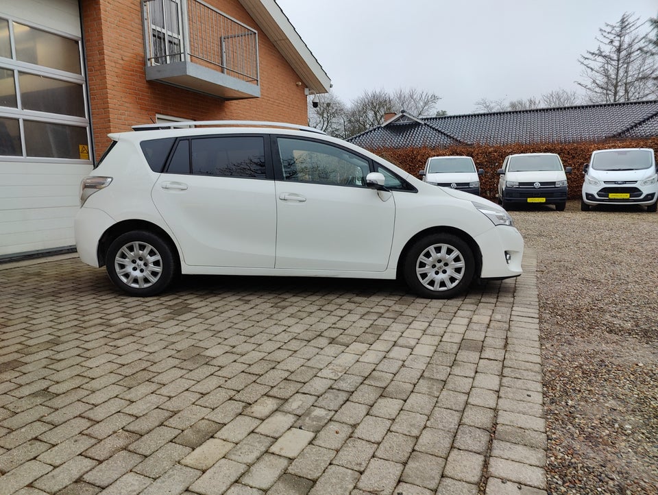 Toyota Sportsvan 1,6 D-4D T2 Touch 5d