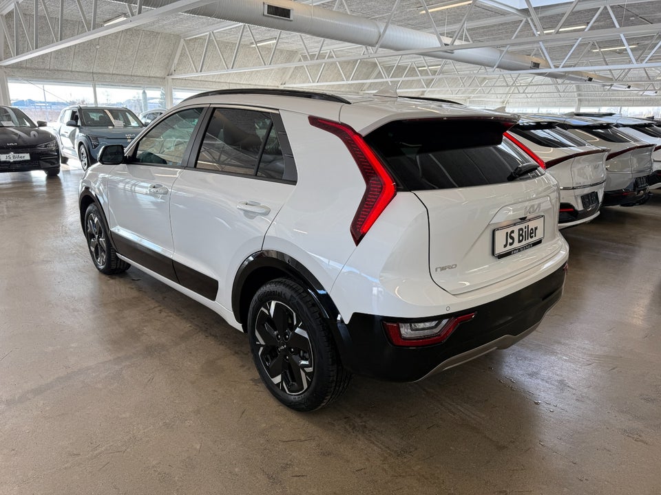 Kia Niro 64 EV Upgrade 5d
