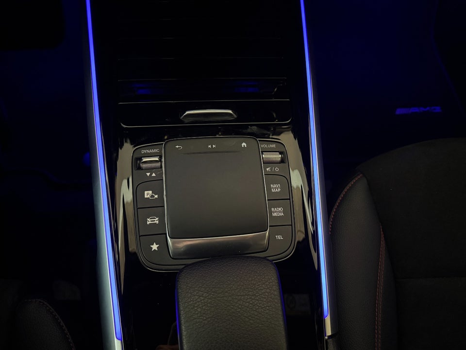 Mercedes EQB250 AMG Line 5d