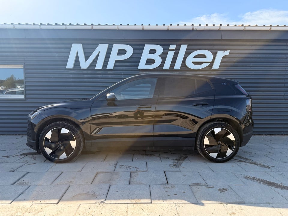 Volvo EX30 Twin Performance Plus 5d