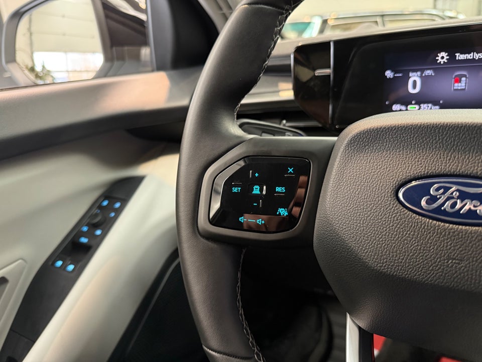 Ford Explorer 82 Select Extended Range 5d