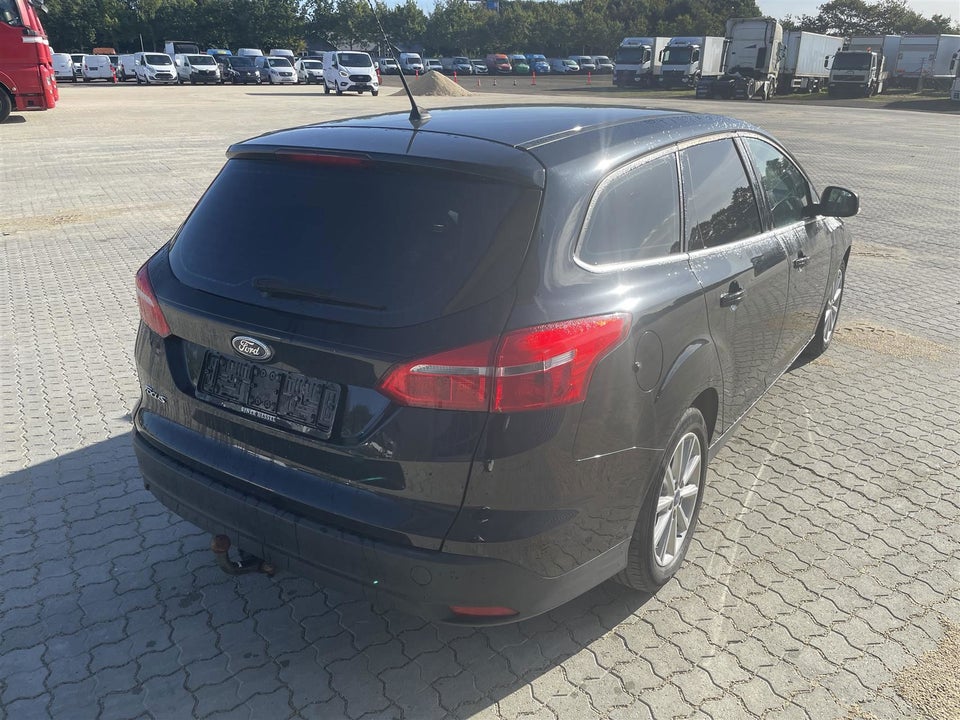 Ford Focus 1,5 TDCi 120 Titanium Van 5d