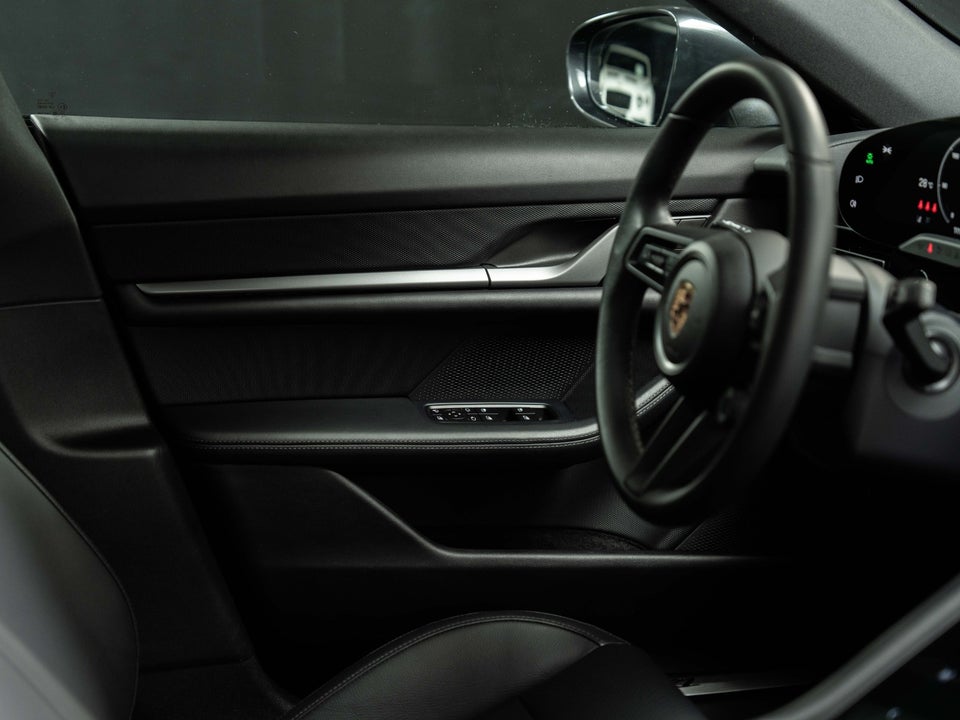Porsche Taycan Performance+ Sport Turismo 5d