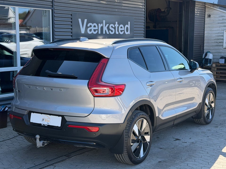 Volvo EX40 Extended Range Plus 5d