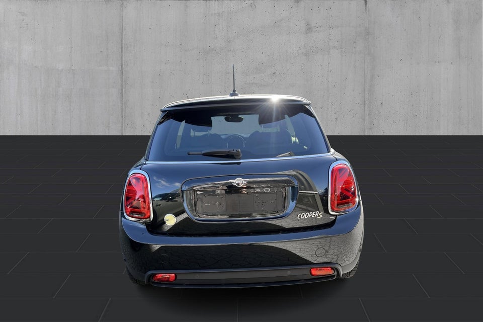 MINI Cooper SE Classic Trim 3d