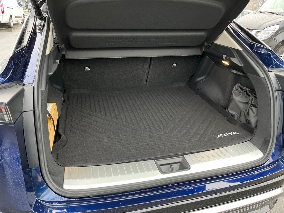 Nissan Ariya 63 Advance 5d