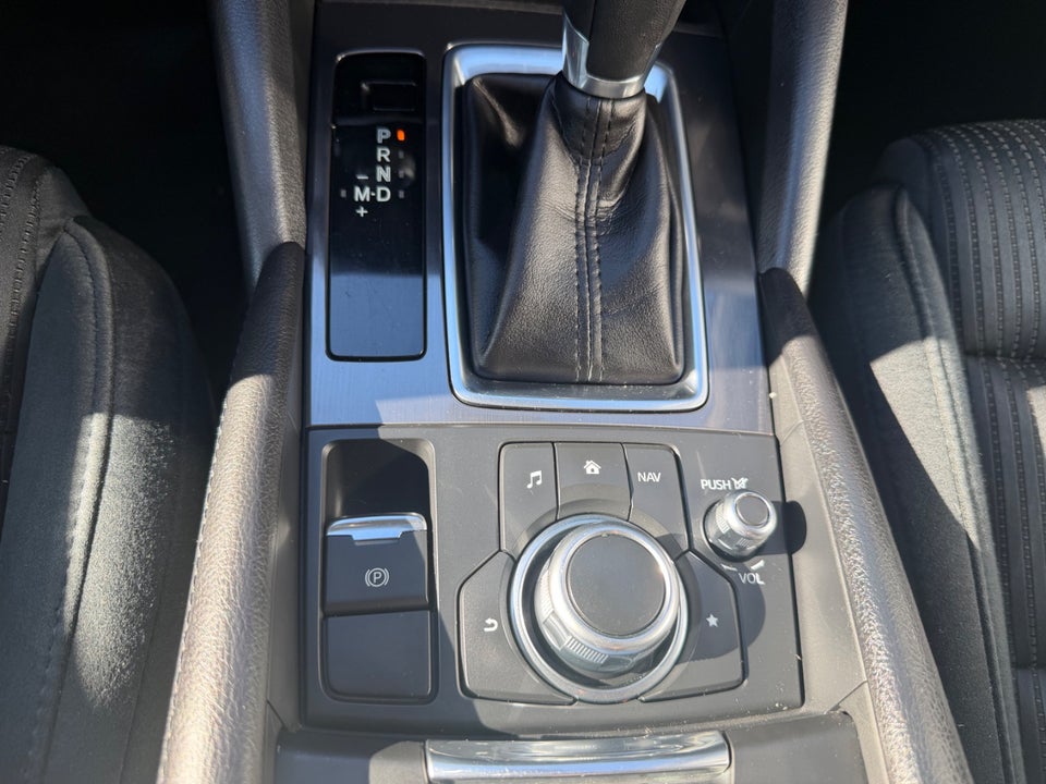 Mazda 6 2,2 SkyActiv-D 150 Core stc. aut. 5d