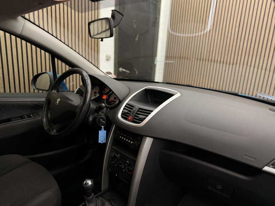 Peugeot 207 1,6  5d