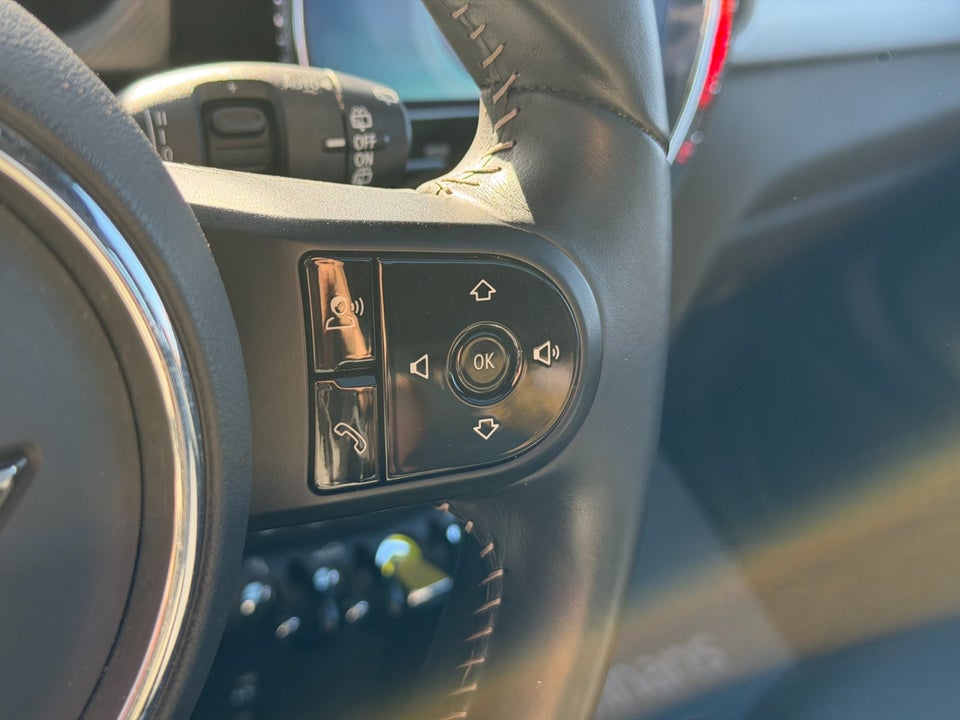 MINI Cooper SE Maximise 3d