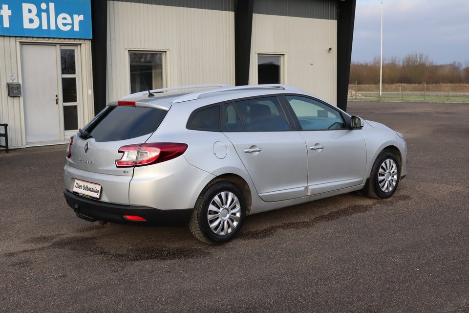 Renault Megane III 1,5 dCi 110 Expression Sport Tourer aut. 5d