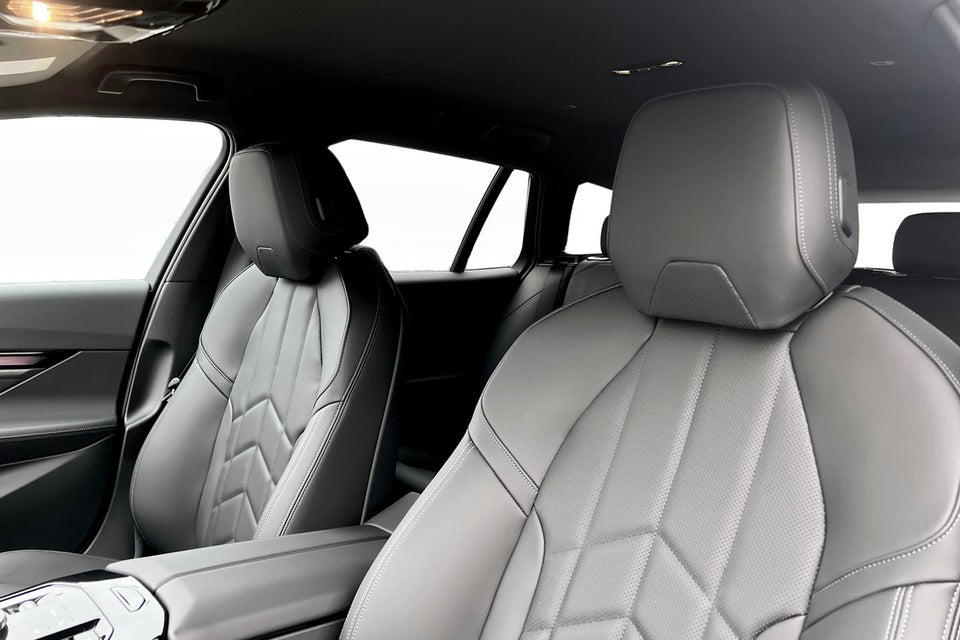 BMW i5 eDrive40 M-Sport 4d