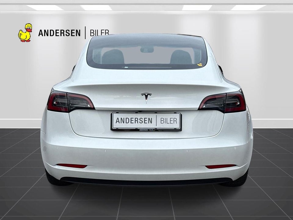 Tesla Model 3 RWD 4d