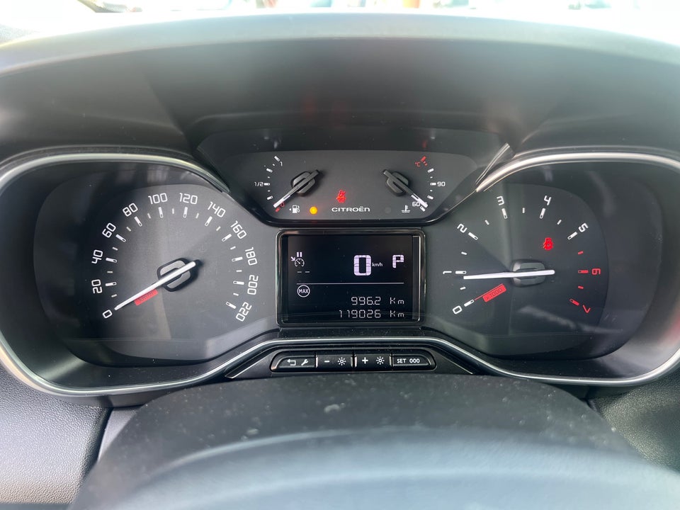 Citroën C3 Aircross 1,2 PureTech 130 Shine Sport EAT6 5d
